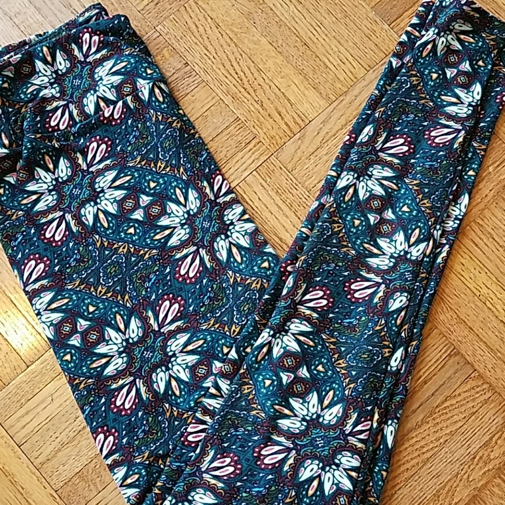 LulaRoe OS leggings